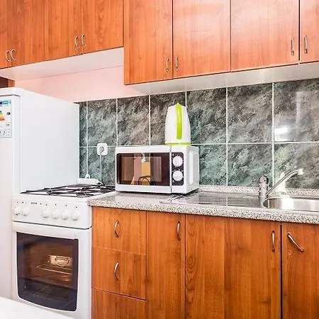 Appartement In With Sea View, Balcony, Air Conditioning, Wi-fi Vodice