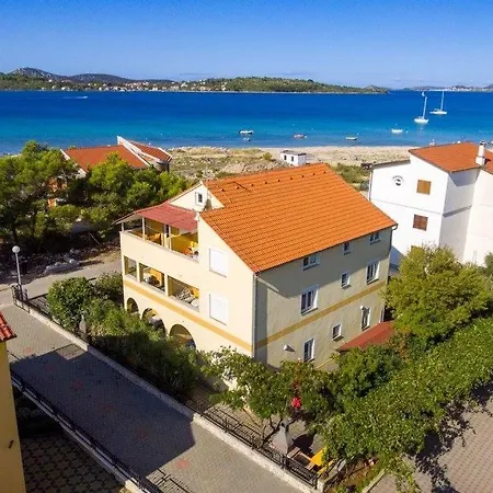 In With Sea View, Balcony, Air Conditioning, Wi-fi